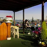 Marcella Royal Hotel - Rooftop Garden 